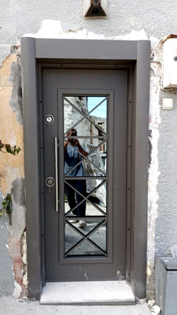 Çeşme Çelik Kapı