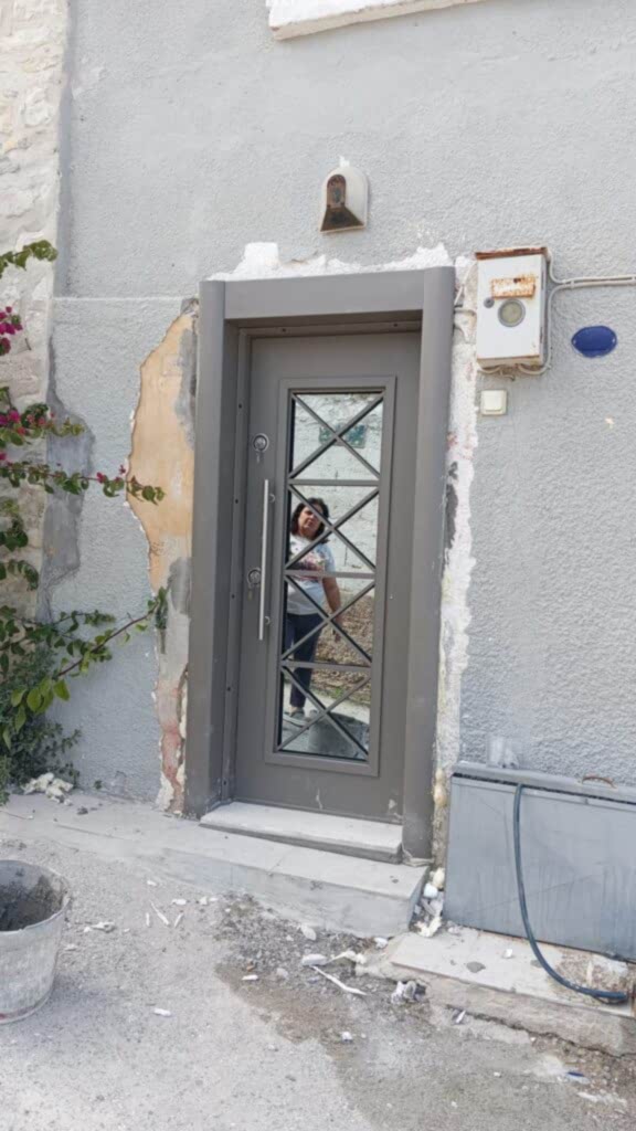 Çeşme Çelik Kapı