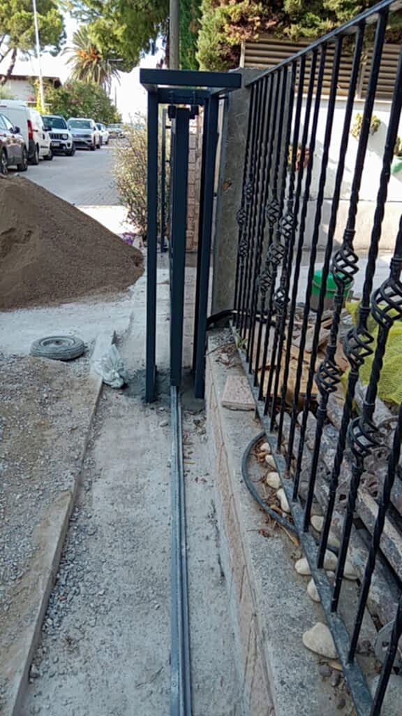 Çeşme Güneş Kırıcı