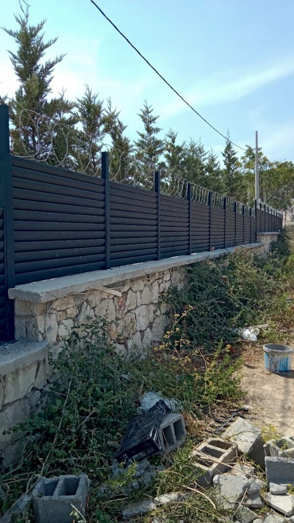 Çeşme Güneş Kırıcı