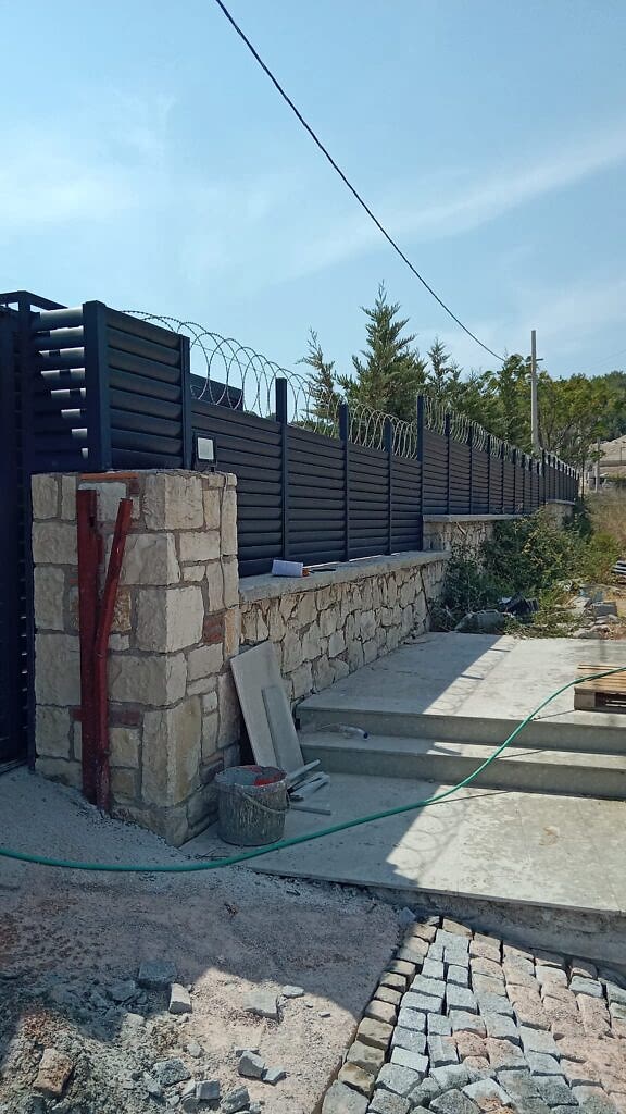 Çeşme Güneş Kırıcı