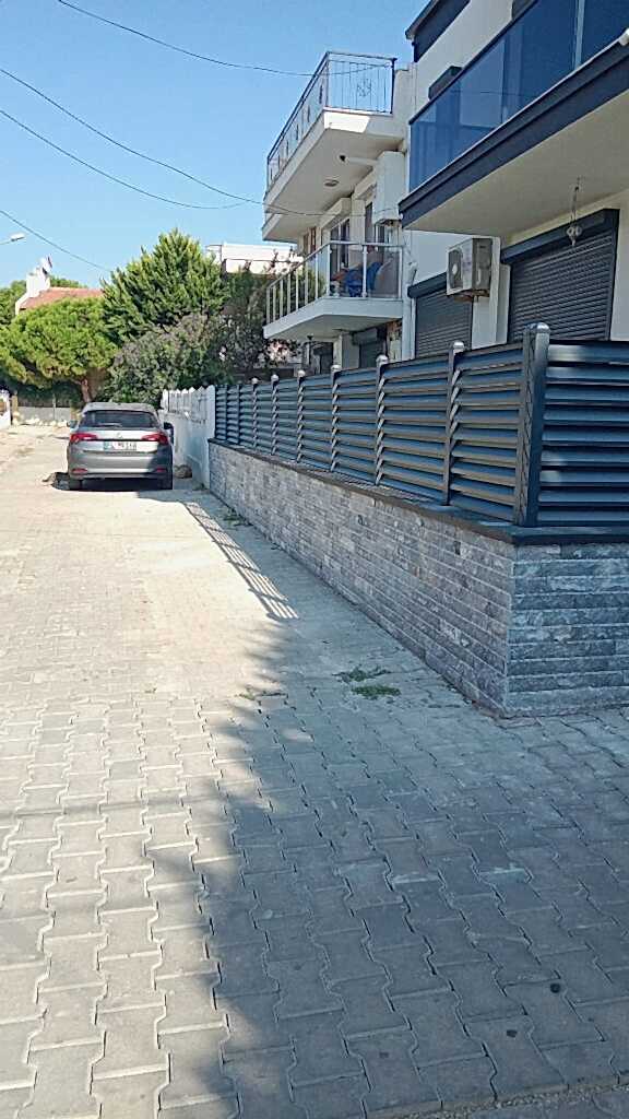 Çeşme Güneş Kırıcı