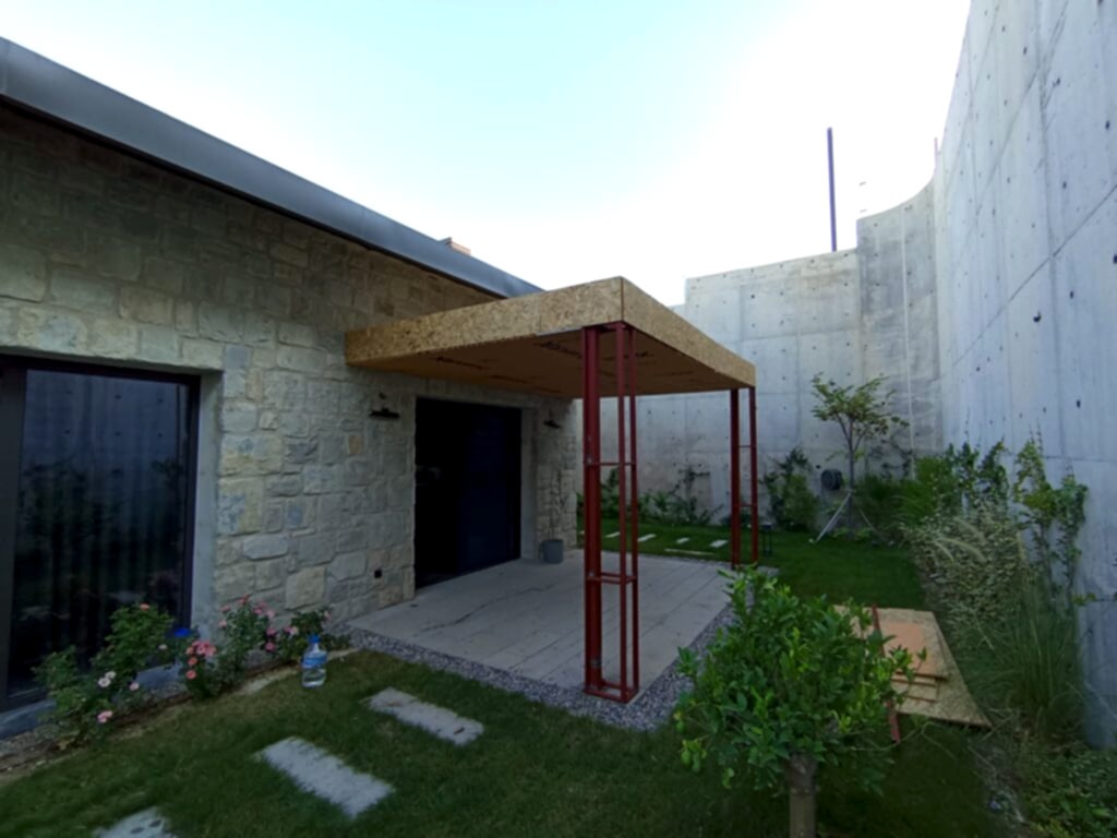 Çeşme Demir Pergole