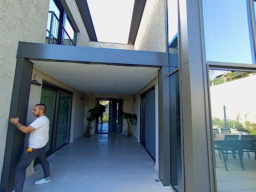 Çeşme Demir Pergole