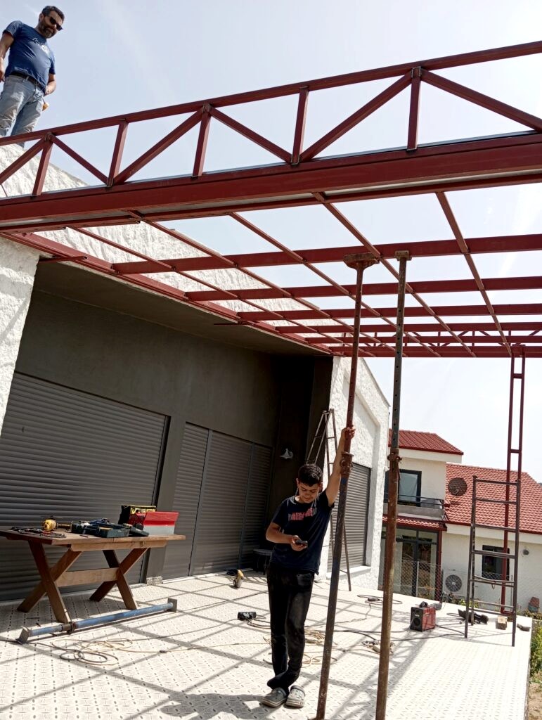 Çeşme Demir Pergole