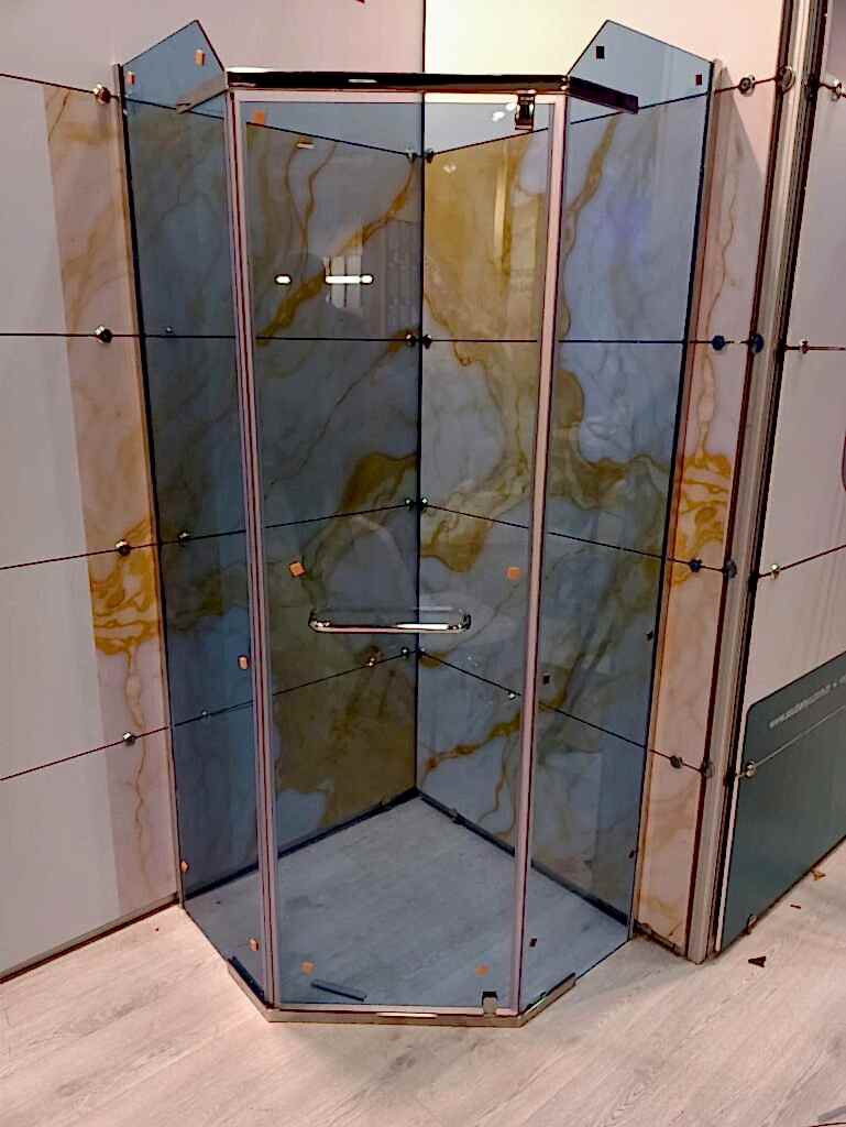 Çeşme Duşakabin Sistemleri