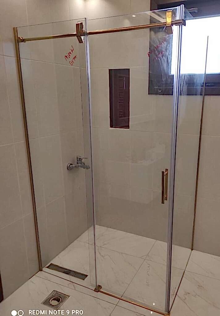 Çeşme Duşakabin Sistemleri